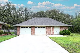 813 Woodland Trail N, Bowie, TX 76230 - Photo 6