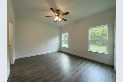 119 E 13th Avenue, Corsicana, TX 75110 - Photo 12