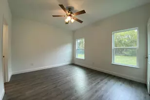 119 E 13th Ave, Corsicana, TX 75110 - Photo 12