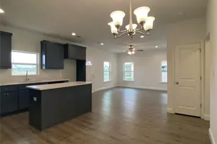 119 E 13th Ave, Corsicana, TX 75110 - Photo 6