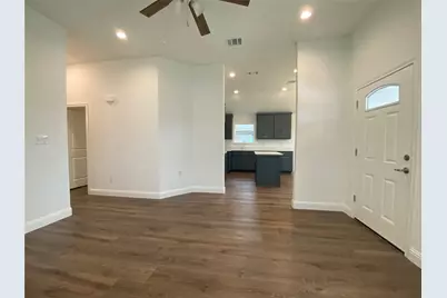 115 E 13th Avenue, Corsicana, TX 75110 - Photo 4