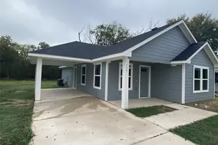 115 E 13th Ave, Corsicana, TX 75110 - Photo 2