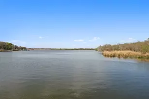 63 Live Oak St, Alvarado, TX 76009 - Photo 6