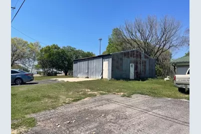 604 Goshen Road, Springtown, TX 76082 - Photo 4