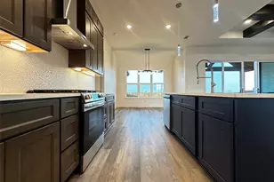 1805 Sudbury Dr, Cleburne, TX 76033 - Photo 12