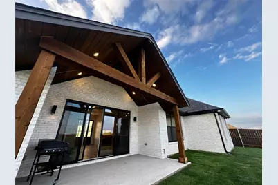 1805 Sudbury Drive, Cleburne, TX 76033 - Photo 6