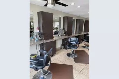 2526 Hillcrest Lane, Grand Prairie, TX 75052 - Photo 4