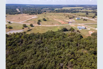 330 Rolling Ranch Boulevard, Alvord, TX 76225 - Photo 14