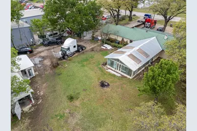 303 W Simonds Road, Seagoville, TX 75159 - Photo 18