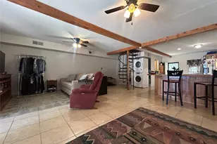 1015 Comanche Cove Dr, Granbury, TX 76048 - Photo 22