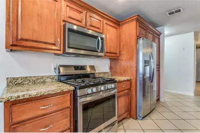 135 W Bear Creek Road, Glenn Heights, TX 75154 - Photo 10