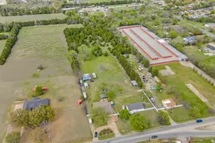 135 W Bear Creek Rd, Glenn Heights, TX 75154 - Photo 26