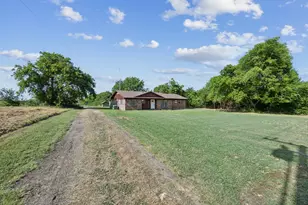 17574 State Hwy 56, Southmayd, TX 75092 - Photo 2