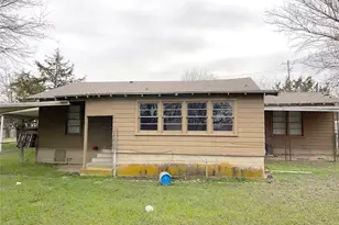 2011 W 5th St, Clifton, TX 76634 - Photo 20