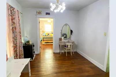 225 S Wilson Street, Burleson, TX 76028 - Photo 10