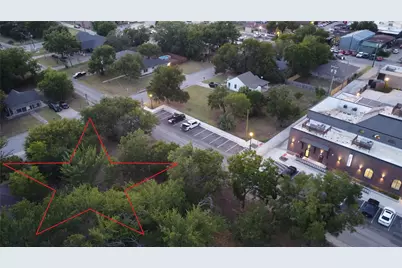 225 S Wilson Street, Burleson, TX 76028 - Photo 16