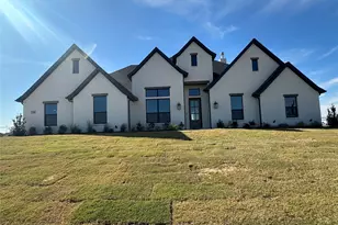108 Blackstar Ln, Decatur, TX 76234 - Photo 2