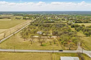 606 Grindstone Rd, Brock, TX 76087 - Photo 1