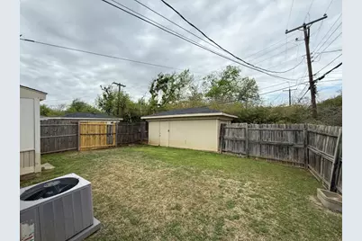 2500 Normont Circle, Fort Worth, TX 76103 - Photo 10