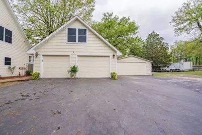 327 Forest Lane, Gun Barrel City, TX 75156 - Photo 6