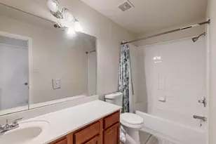 7928 Vista Hill Ln, Dallas, TX 75249 - Photo 34