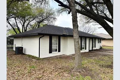 210 Hacienda Drive, Waxahachie, TX 75165 - Photo 2