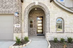 12704 Whispering Wind Dr, Godley, TX 76044 - Photo 4