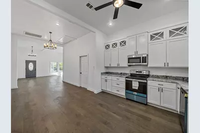 3222 Travis Street, Greenville, TX 75401 - Photo 14