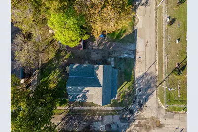 3222 Travis Street, Greenville, TX 75401 - Photo 34