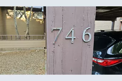 746 Haven Lane, Fort Worth, TX 76112 - Photo 2