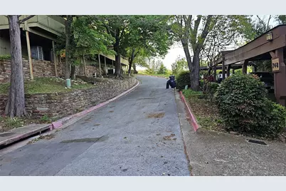 746 Haven Lane, Fort Worth, TX 76112 - Photo 32