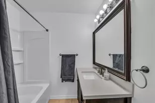 1940 E Highland Rd, Waxahachie, TX 75167 - Photo 12