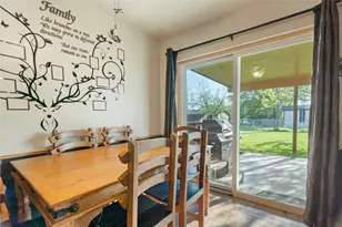 514 S Llano St, Whitney, TX 76692 - Photo 8