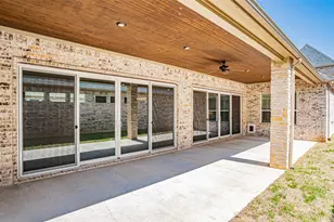 2407 Vineyard Dr, Granbury, TX 76048 - Photo 34