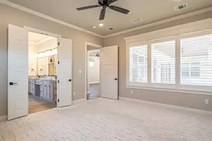 2407 Vineyard Dr, Granbury, TX 76048 - Photo 14