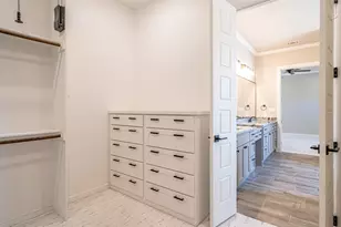 2407 Vineyard Dr, Granbury, TX 76048 - Photo 18