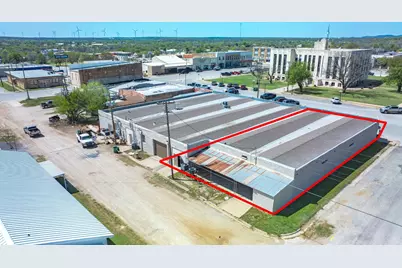 128 N Church Street, Jacksboro, TX 76458 - Photo 4