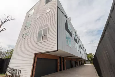 4210 Roseland Avenue, Dallas, TX 75204 - Photo 2