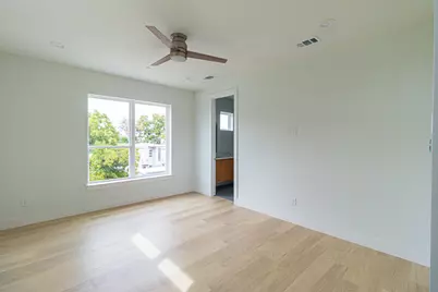 4210 Roseland Avenue, Dallas, TX 75204 - Photo 18