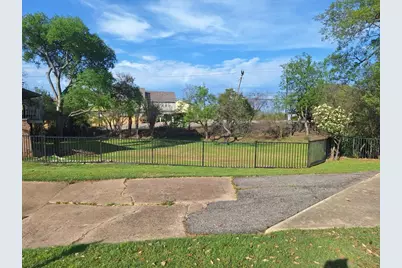 2415 Skyline Drive, Irving, TX 75038 - Photo 2