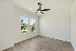 729 Seahawk St, Joshua, TX 76058 - Photo 6