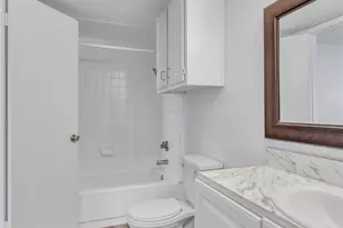 6034 Stoneybrook Dr, Fort Worth, TX 76112 - Photo 18