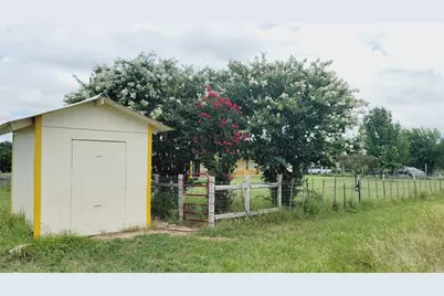 884 County Road 3555, Paradise, TX 76073 - Photo 20