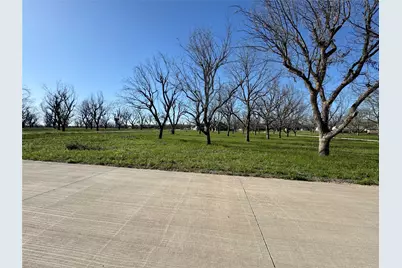 6009 Bonanza Drive, Granbury, TX 76049 - Photo 10