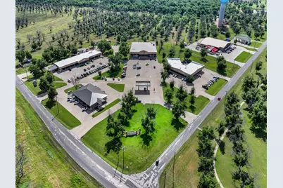 6011 Bonanza Drive, Granbury, TX 76049 - Photo 38