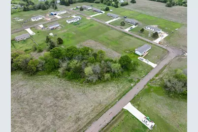 355 Duvall Street, Bonham, TX 75418 - Photo 2