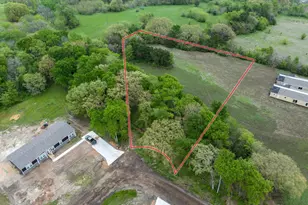 211 Largo St, Bonham, TX 75418 - Photo 1