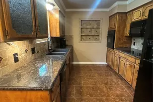 7700 Briarwood Dr, North Richland Hills, TX 76182 - Photo 6