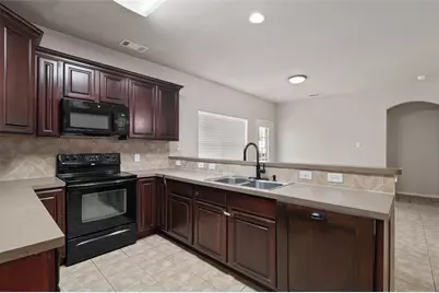 154 Castleridge Drive #B, Little Elm, TX 75068 - Photo 6