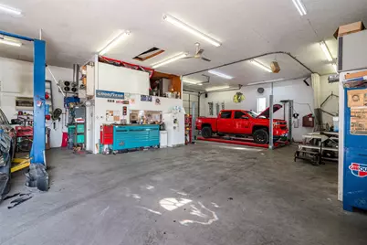 3231 Walnut Creek Parkway, Granbury, TX 76049 - Photo 26